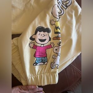 Peanuts Gang Charlie Brown Snoopy Sweatpants Trousers Size L New W/out Tags